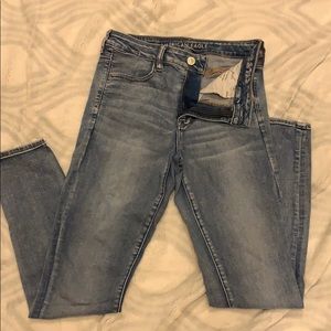 American Eagle Hi-Rise Jegging